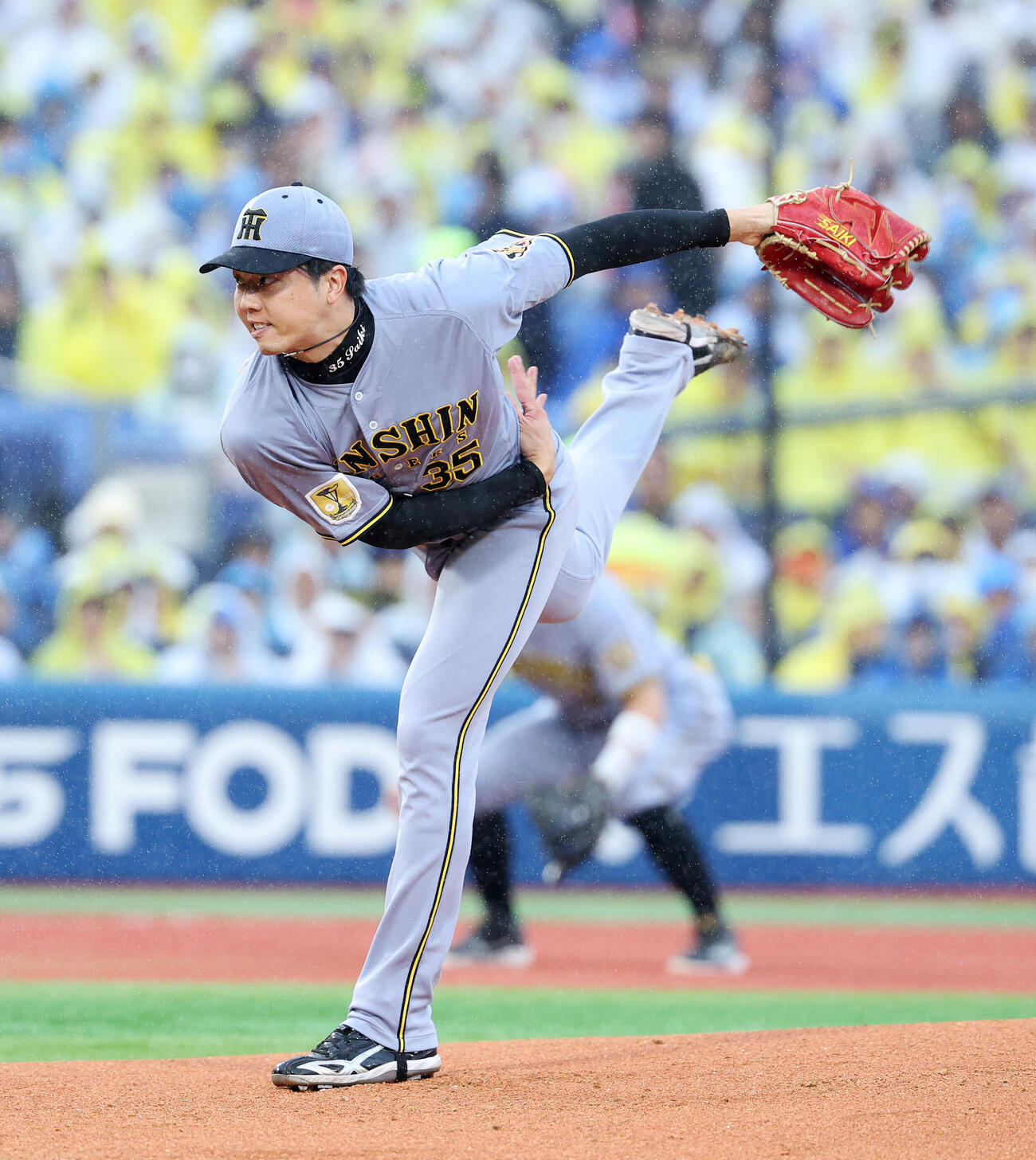 DeNA対阪神　力投する阪神先発の才木浩人（撮影・鈴木正人）