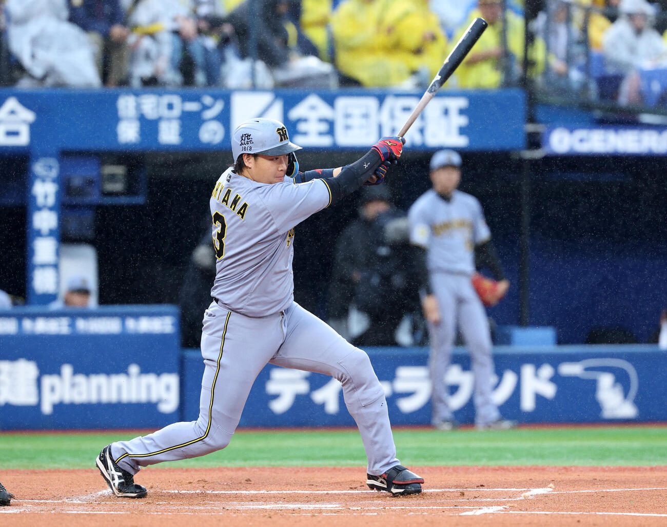 DeNA対阪神　1回表阪神2死一塁、大山悠輔は適時二塁打を放つ（撮影・鈴木正人）