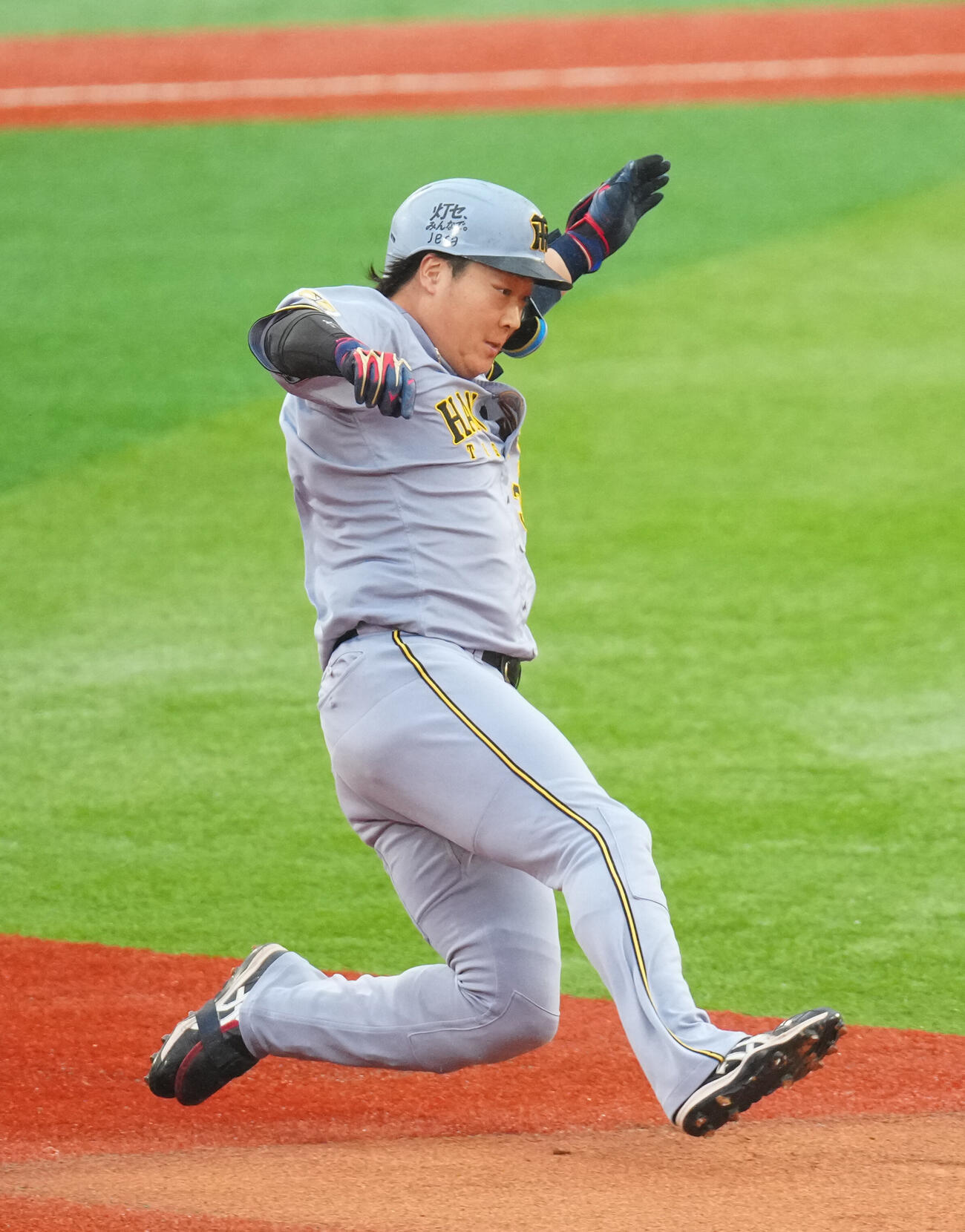 DeNA対阪神　1回表阪神2死二塁、適時打を放った大山悠輔（撮影・江口和貴）