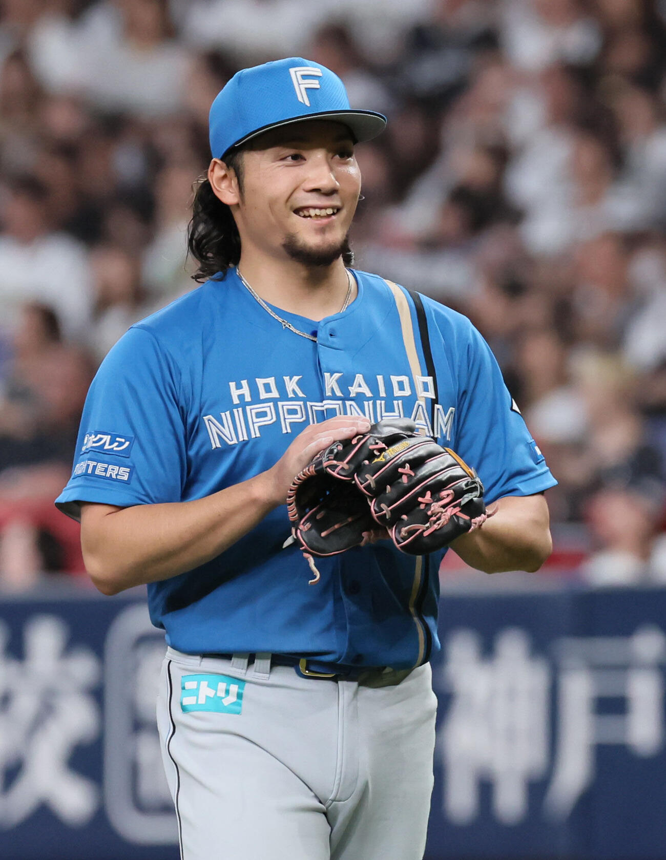 オリックス対日本ハム　7回裏まで無失点に抑え笑顔を見せる日本ハム伊藤大海（撮影・宮崎幸一）