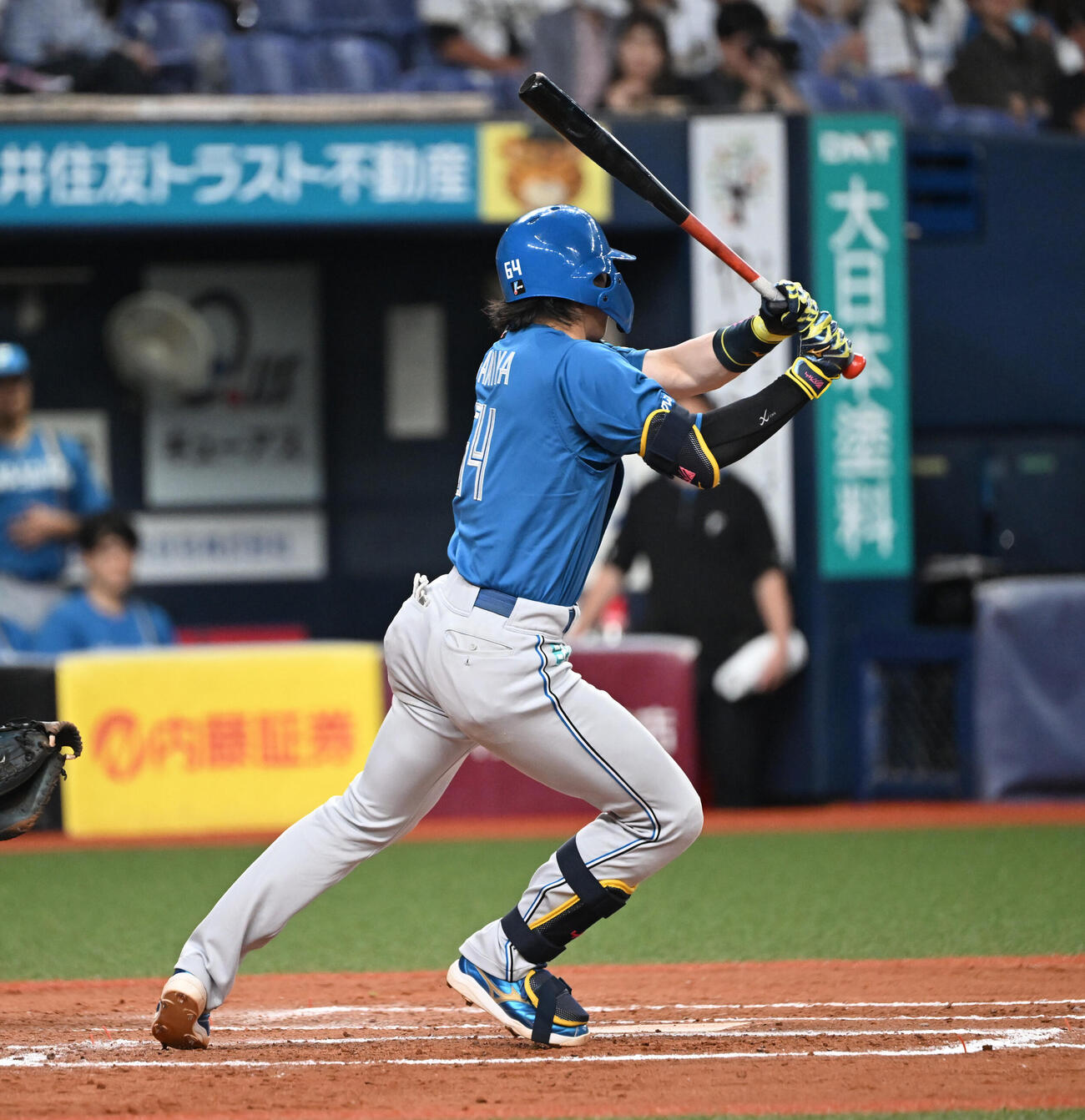 オリックス対日本ハム　8回表日本ハム2死二塁、左前適時打を放つ田宮裕涼（撮影・和賀正仁）
