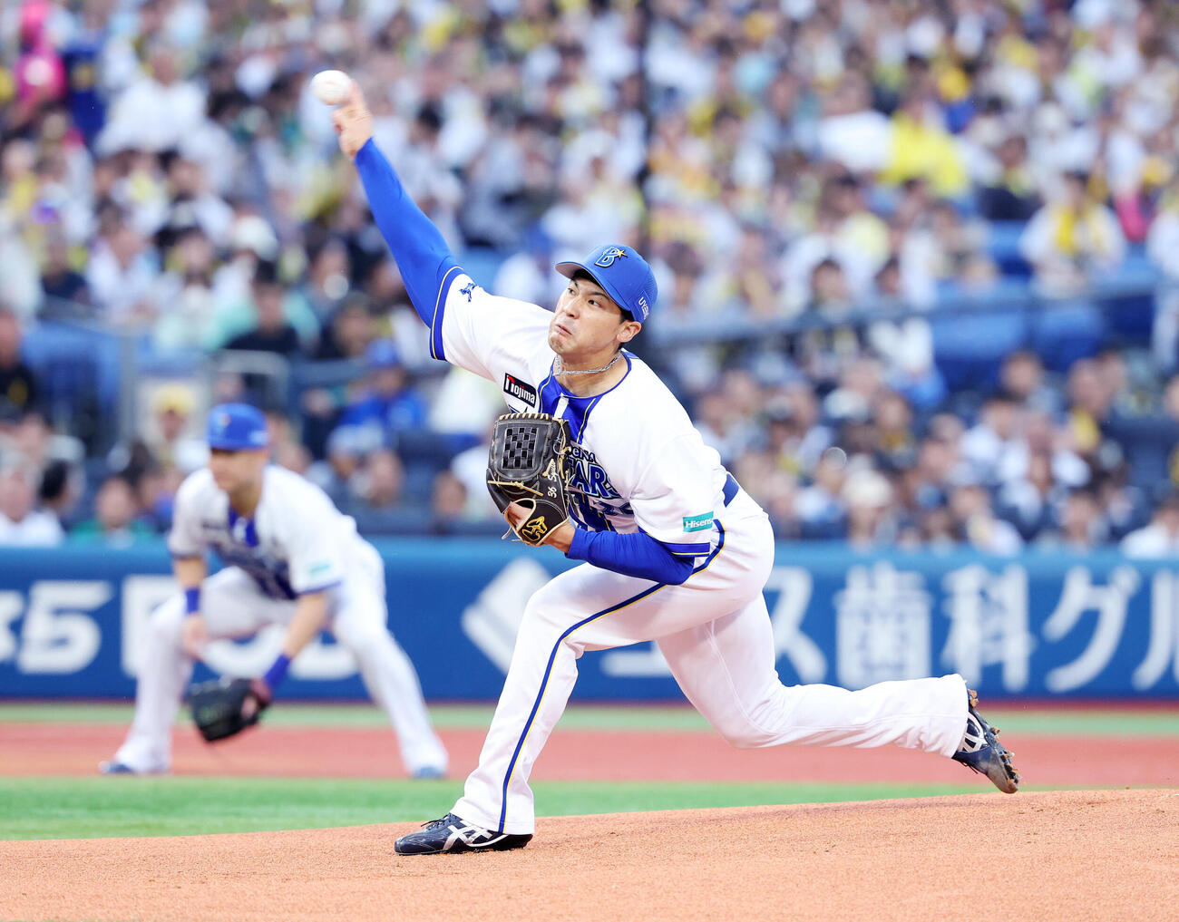 DeNA対阪神　力投するDeNA先発の尾形崇斗（撮影・鈴木正人）
