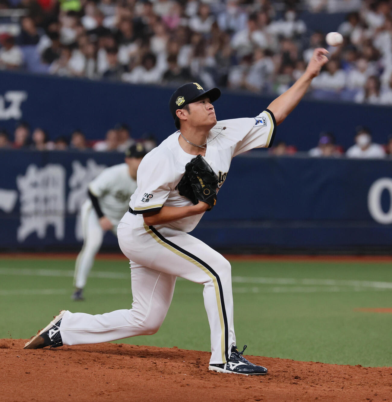 オリックス対日本ハム　9回表日本ハム無死、オリックス山田修義は郡司裕也を中飛に仕留める（撮影・宮崎幸一）