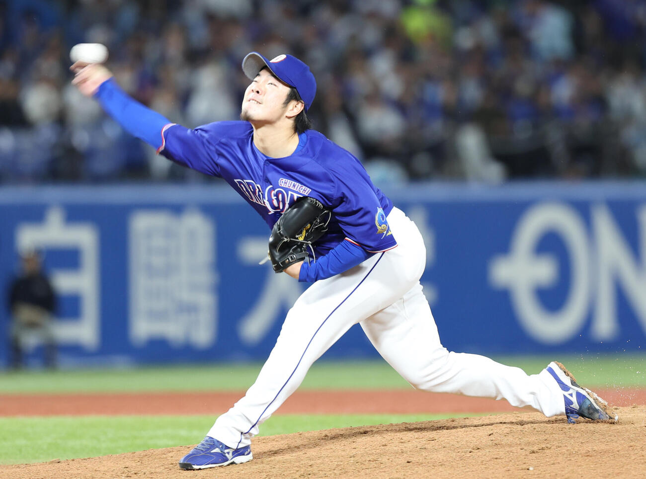 ヤクルト対中日　中日3番手森博人（撮影・水谷安孝）