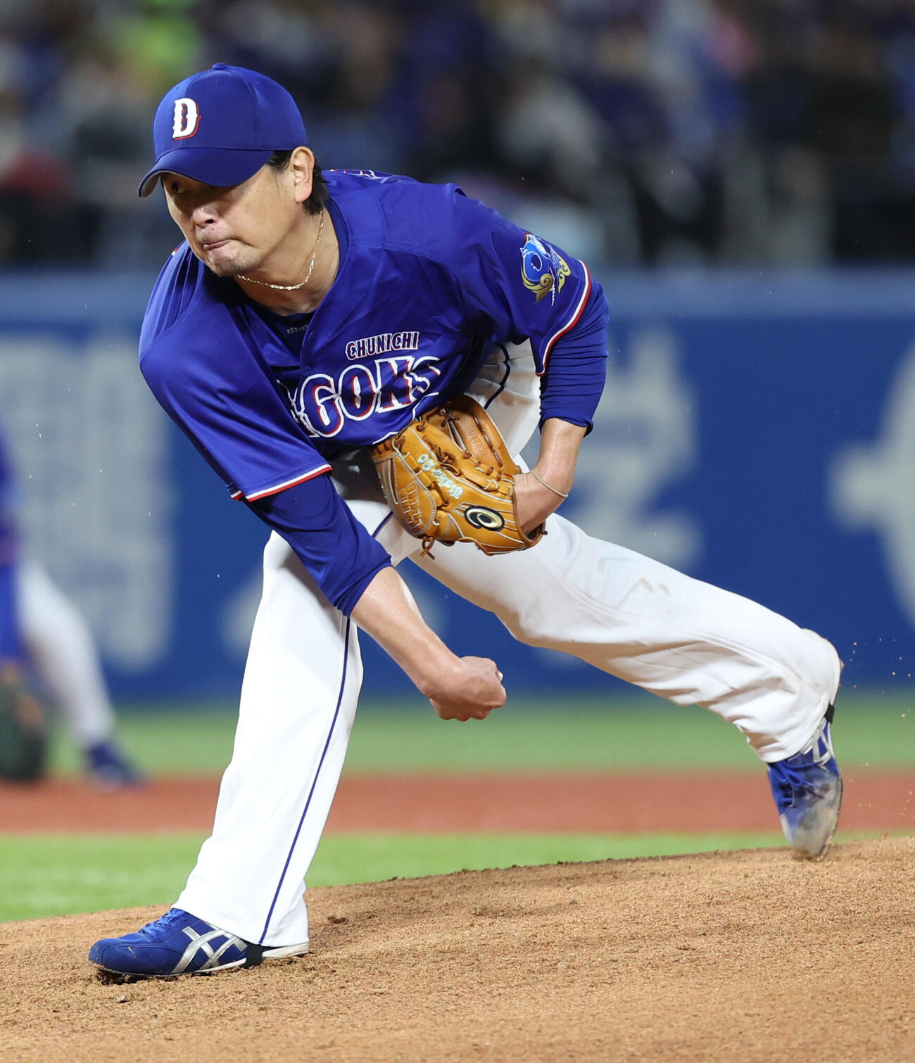 ヤクルト対中日　力投する中日先発の涌井秀章（撮影・水谷安孝）