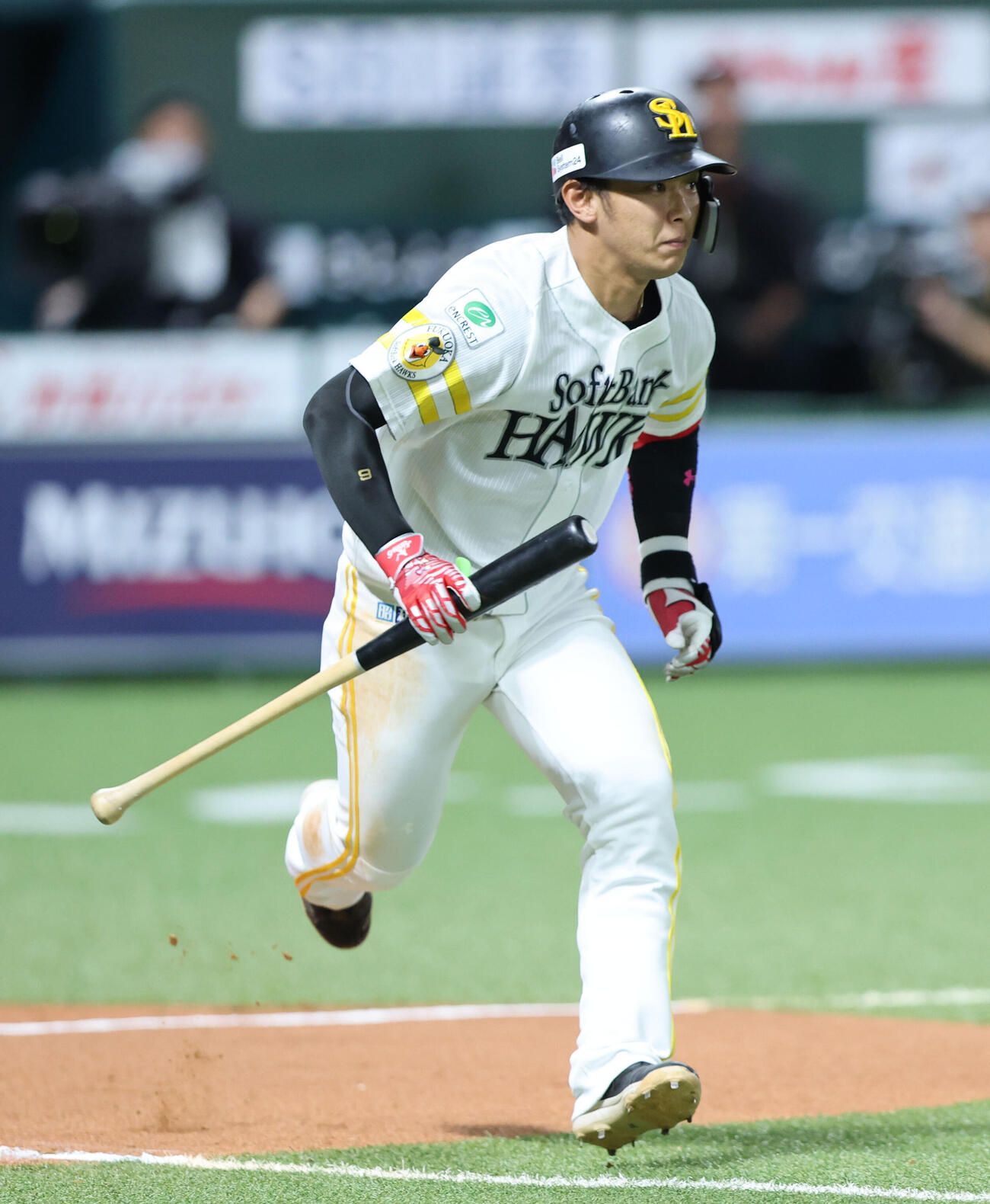 ソフトバンク対オリックス　6回裏ソフトバンク無死、今宮健太は右前打を放つ（撮影・梅根麻紀）