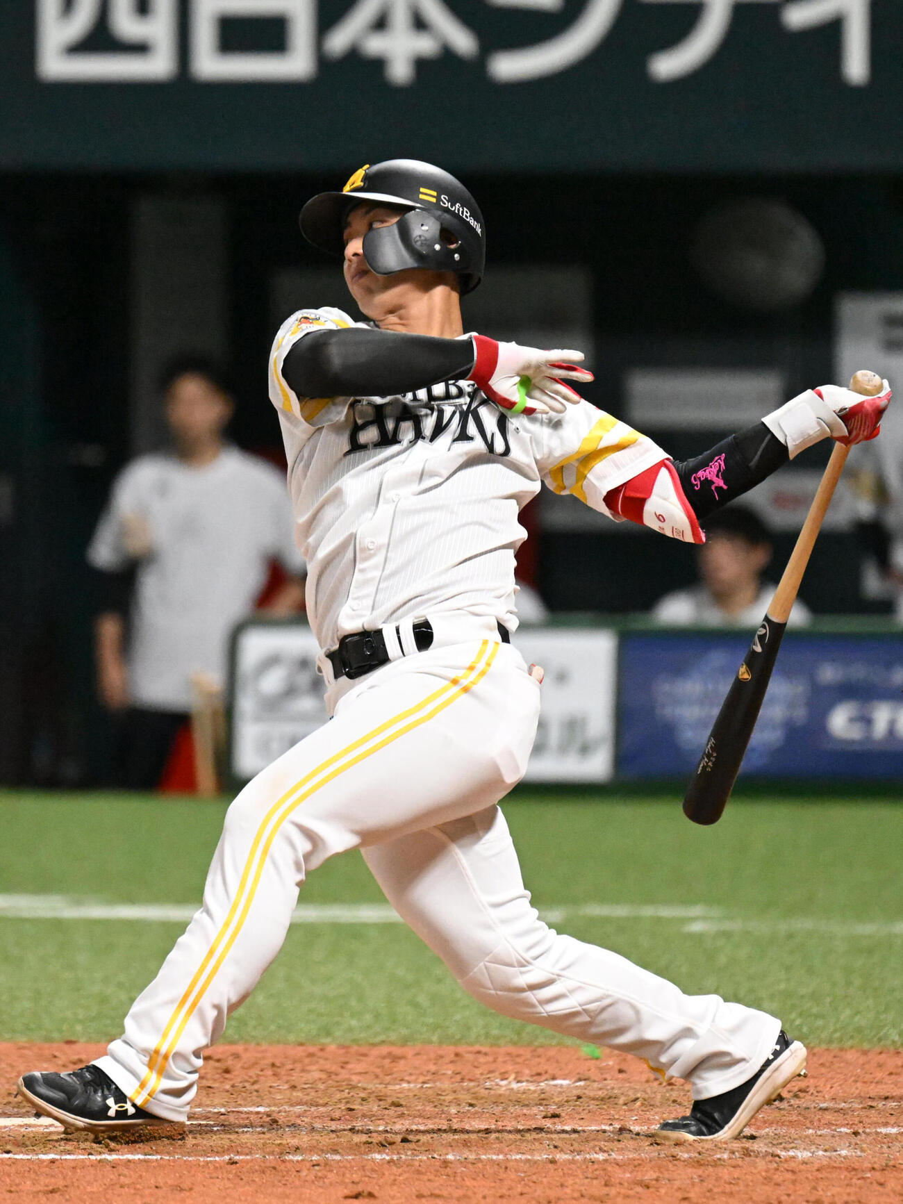 ソフトバンク対オリックス　4回裏ソフトバンク2死、今宮健太は中前安打を放つ（撮影・林敢治）