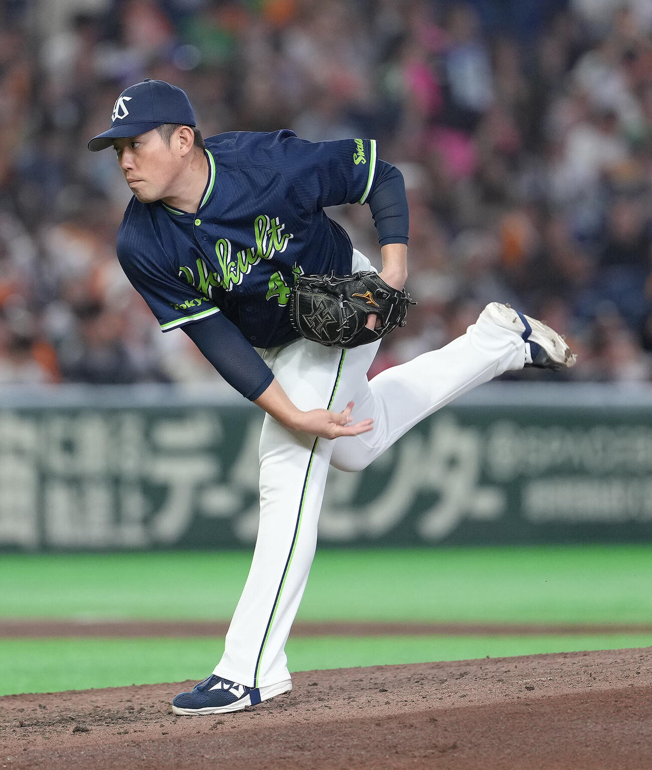 巨人対ヤクルト　力投するヤクルト大西広樹（撮影・足立雅史）