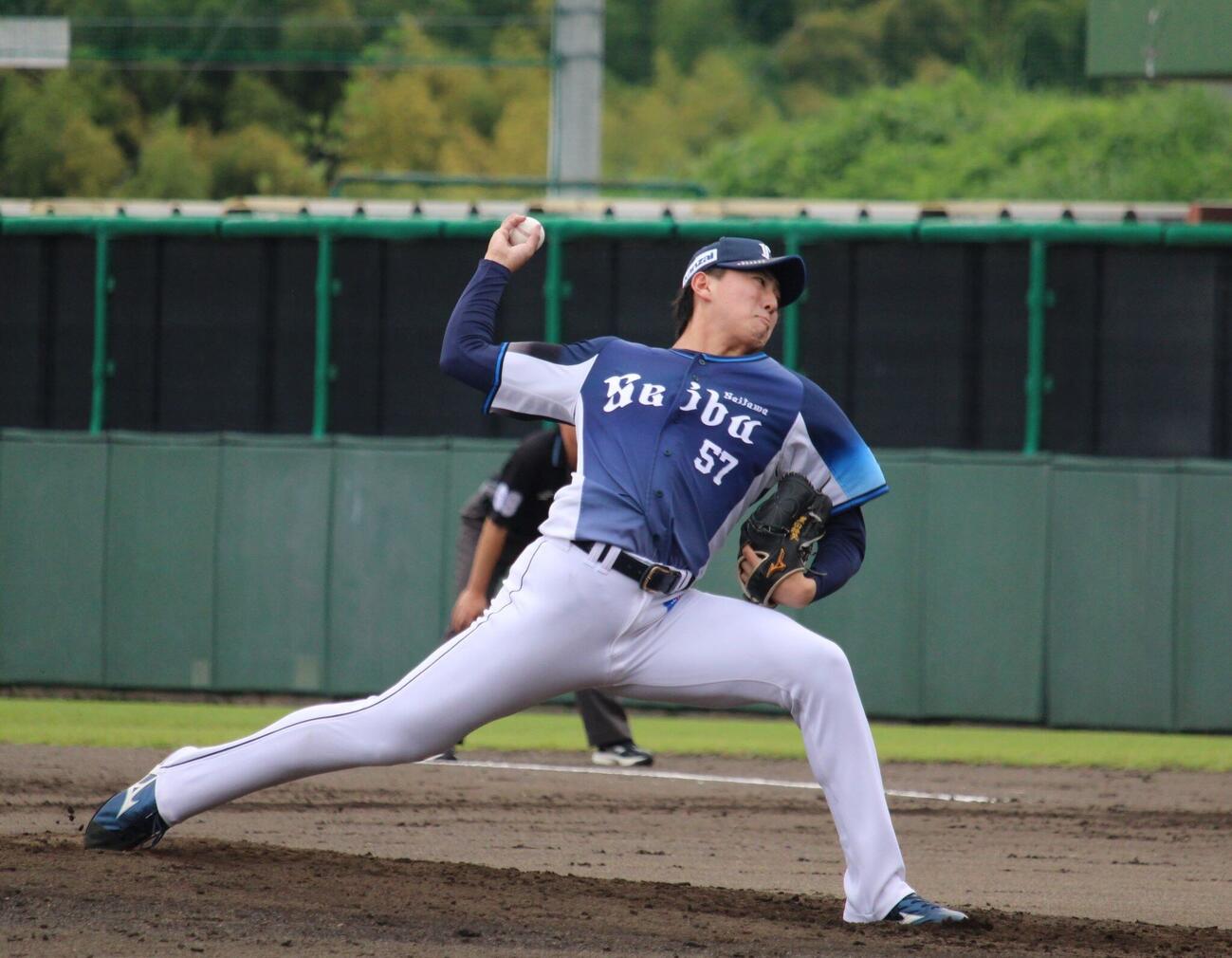 27日のファーム最終戦で登板した西武黒田（撮影・金子真仁）