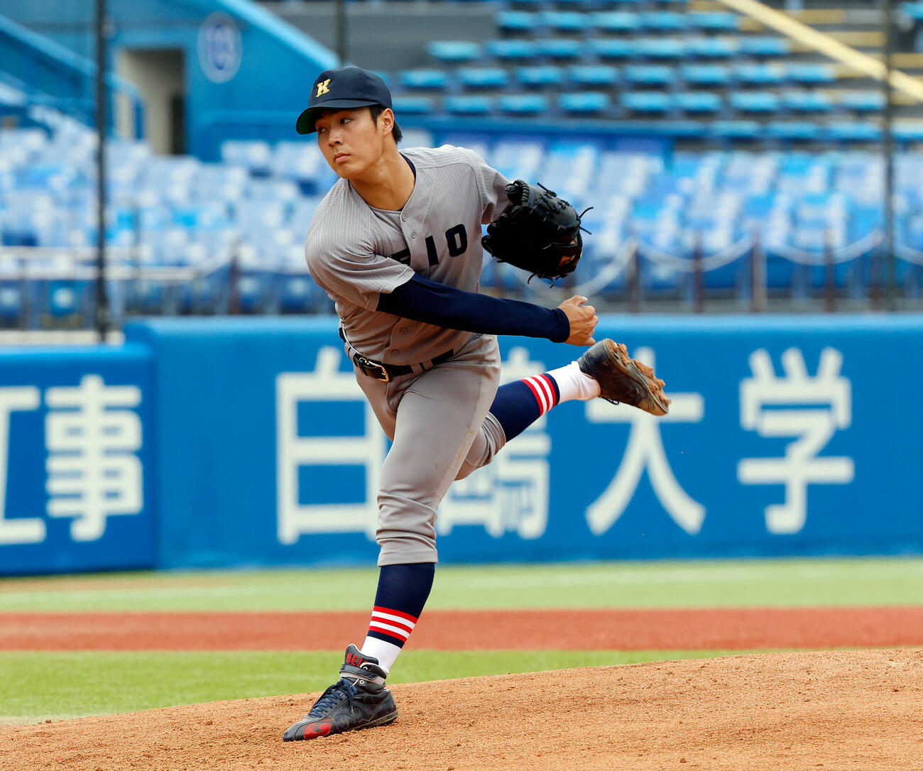 慶大対立大　慶大の先発広池浩成（撮影・山本朝陽）