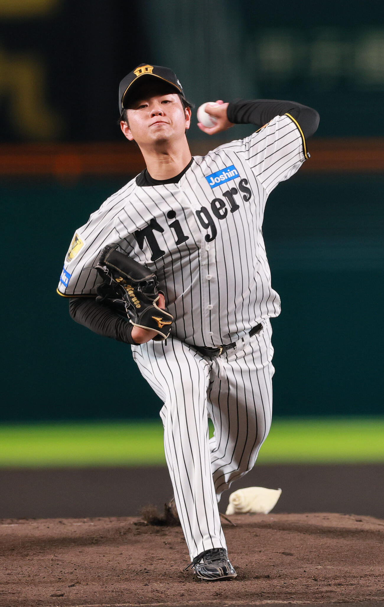 阪神対ヤクルト　力投する阪神先発の高橋遥人（撮影・上山淳一）