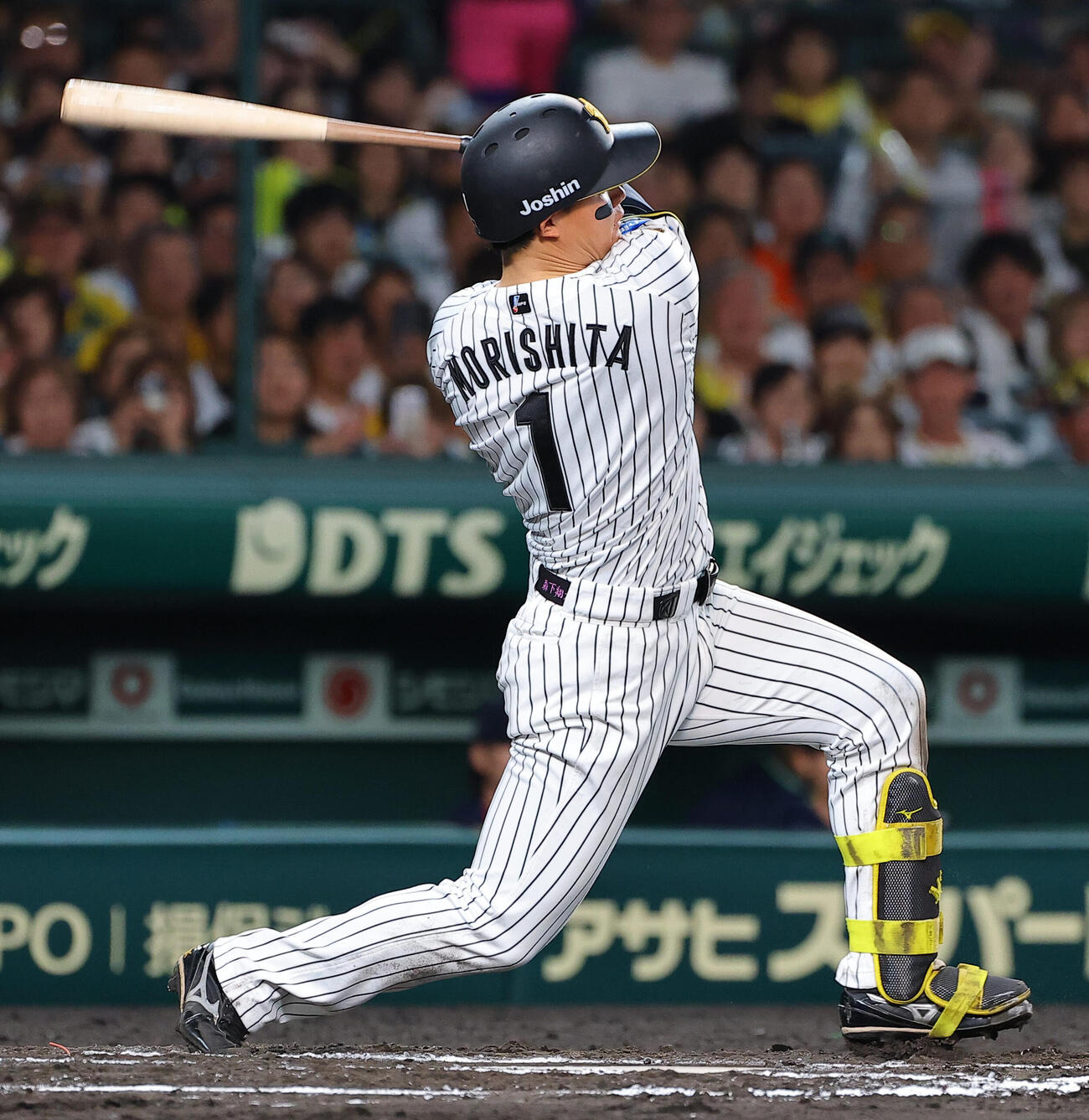 阪神対ヤクルト　6回裏阪神2死、森下翔太は安打を放つく（撮影・上田博志）