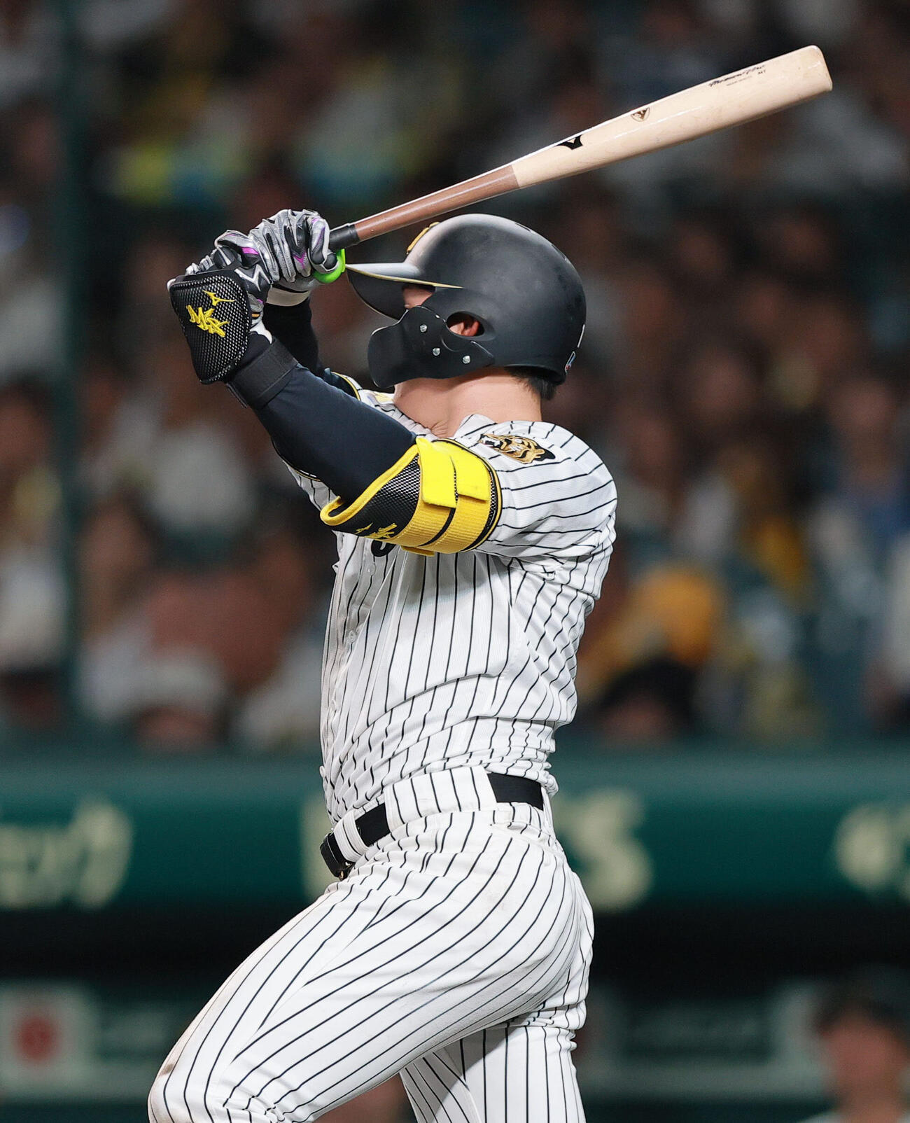 阪神対ヤクルト　8回裏阪神1死、森下翔太は安打を放つ（撮影・上山淳一）