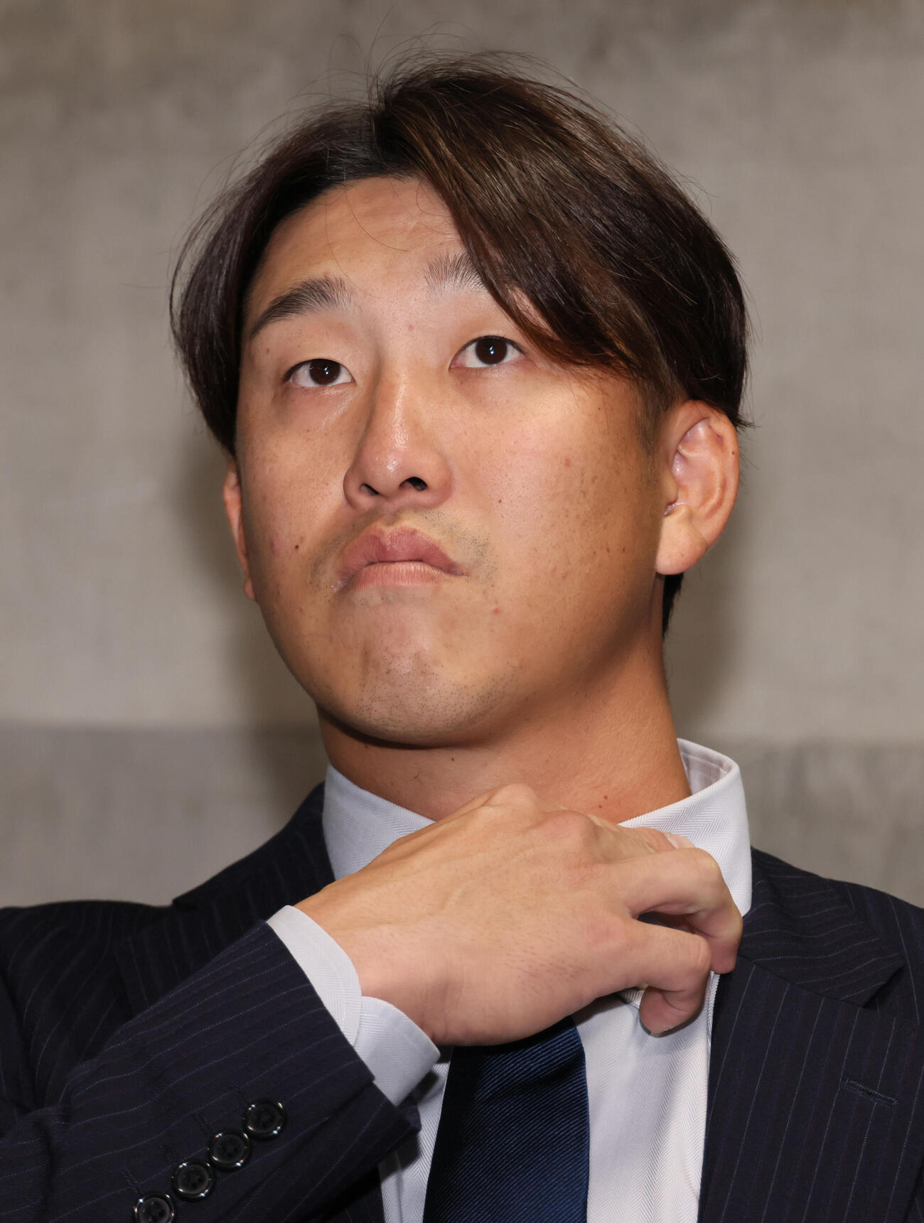 戦力外通告された広島小園海斗（撮影・加藤孝規）