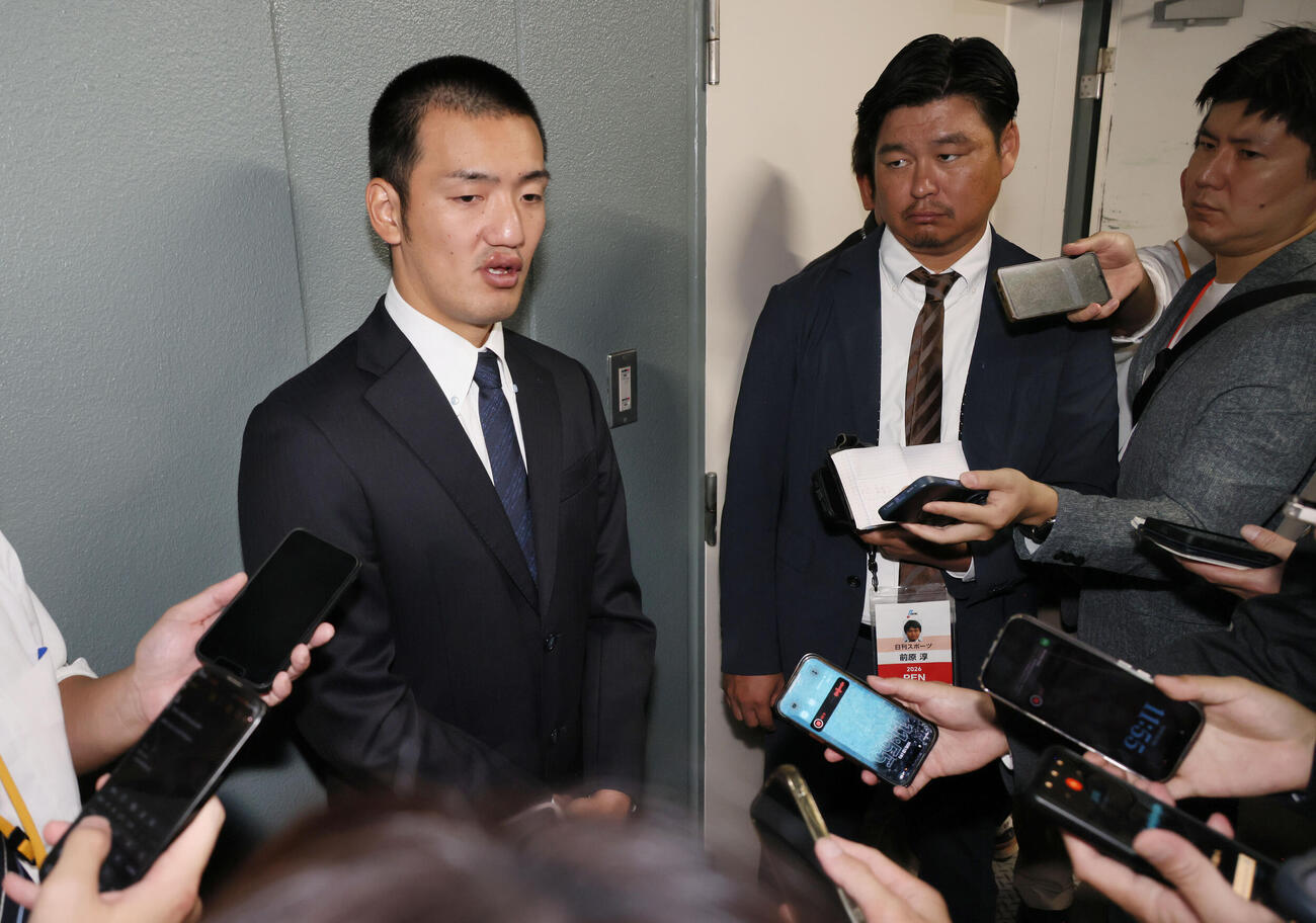 戦力外通告された広島矢野雅哉（撮影・加藤孝規）