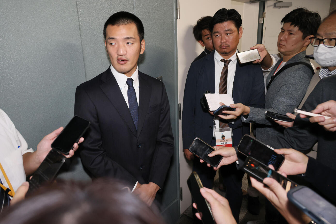 戦力外通告された広島矢野雅哉（撮影・加藤孝規）