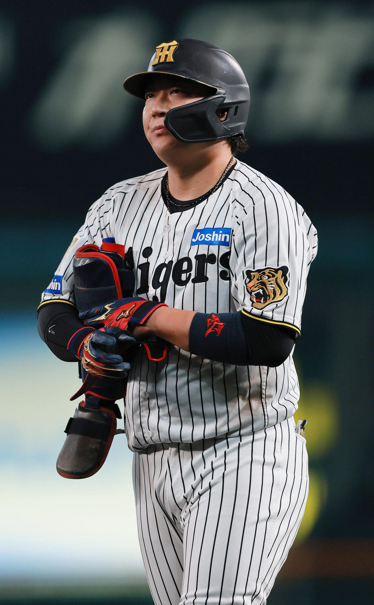 阪神対巨人　1回裏阪神1死満塁、大山悠輔は三ゴロ併殺に倒れる（撮影・上山淳一）