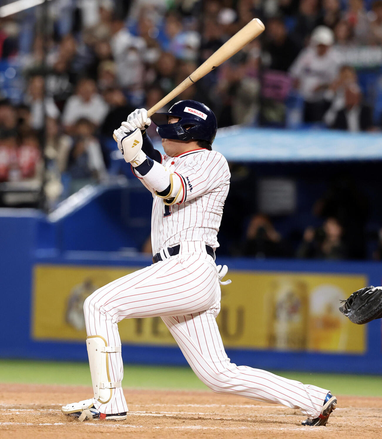 ヤクルト対巨人　8回裏ヤクルト1死一、ニ塁、山田哲人は2点適時二塁打を放つ（撮影・浅見桂子）
