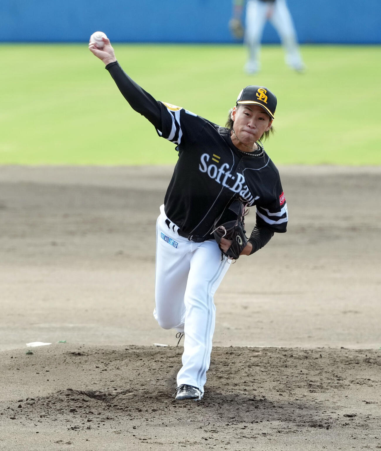 日本ハム対ソフトバンク　ソフトバンクの先発岩崎峻典（撮影・たえ見朱実）