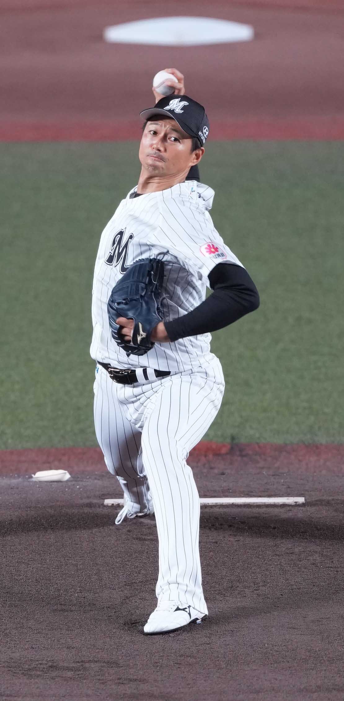 ロッテ対ソフトバンク　引退登板に臨むロッテ先発の唐川侑己（撮影・小沢裕）