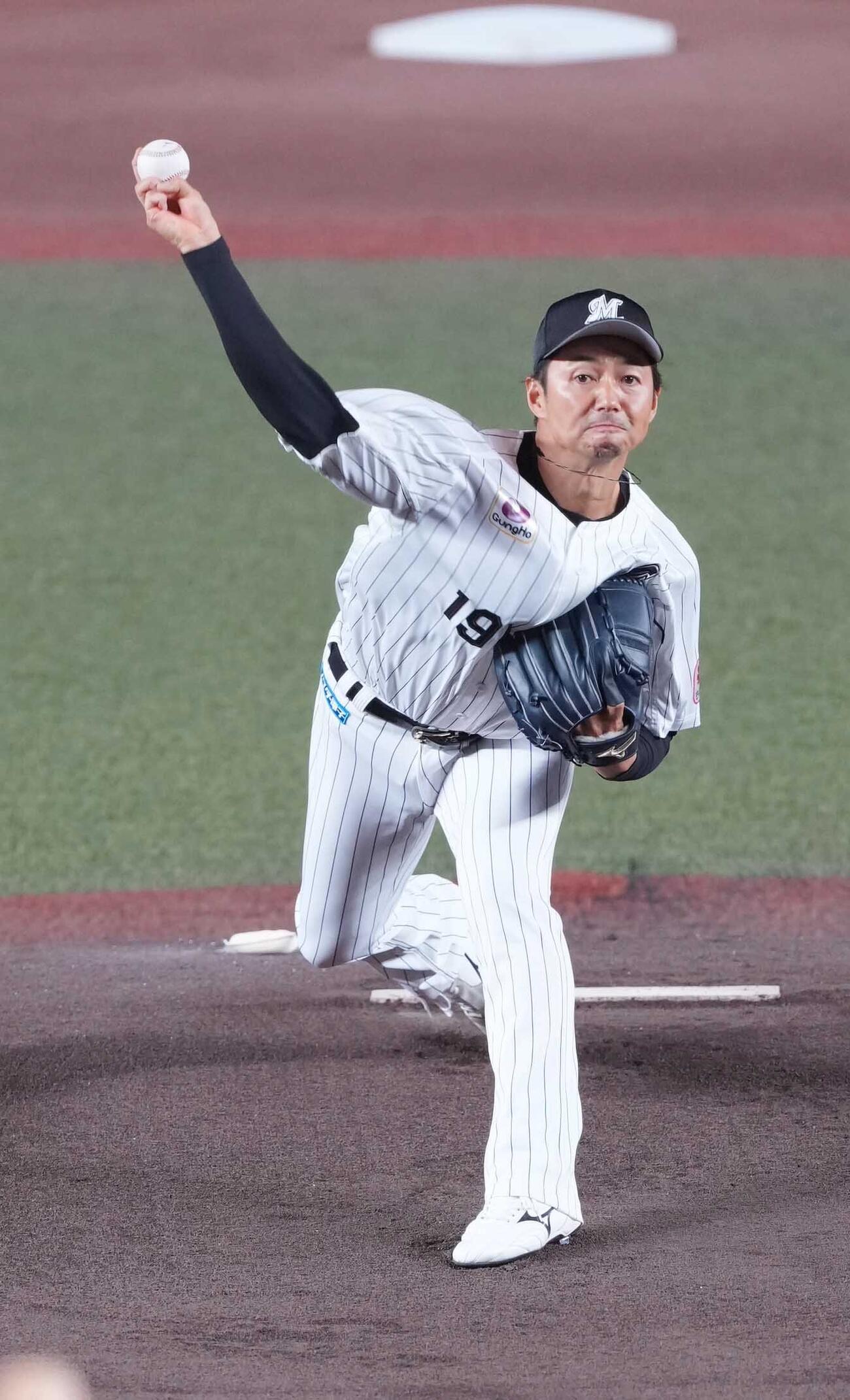 ロッテ対ソフトバンク　引退登板に臨むロッテ先発の唐川侑己（撮影・小沢裕）