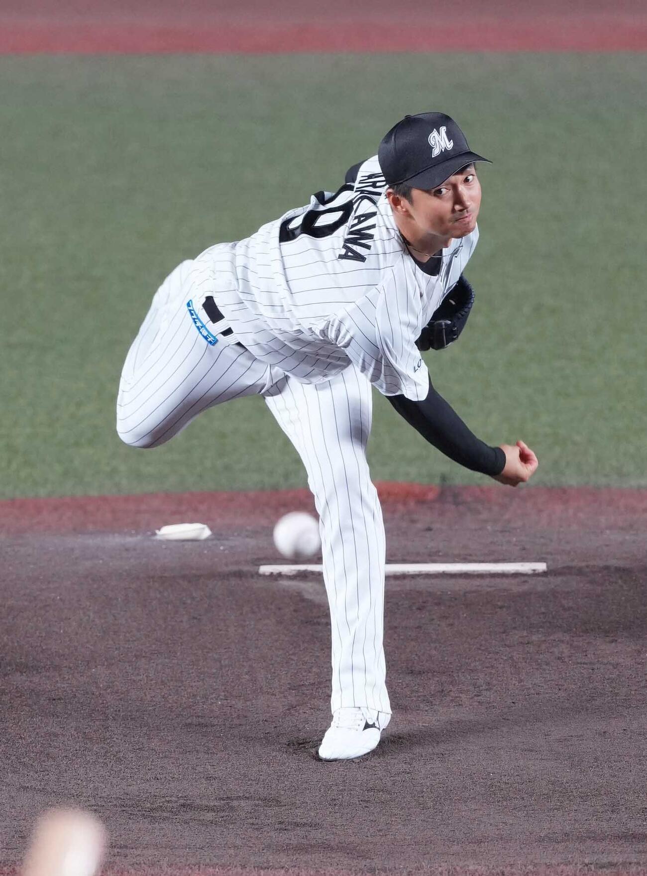 ロッテ対ソフトバンク　引退登板するロッテ先発の唐川侑己（撮影・小沢裕）