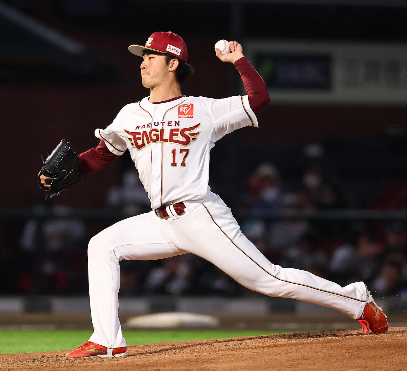 楽天対オリックス　力投する楽天古謝樹（撮影・野上伸悟）