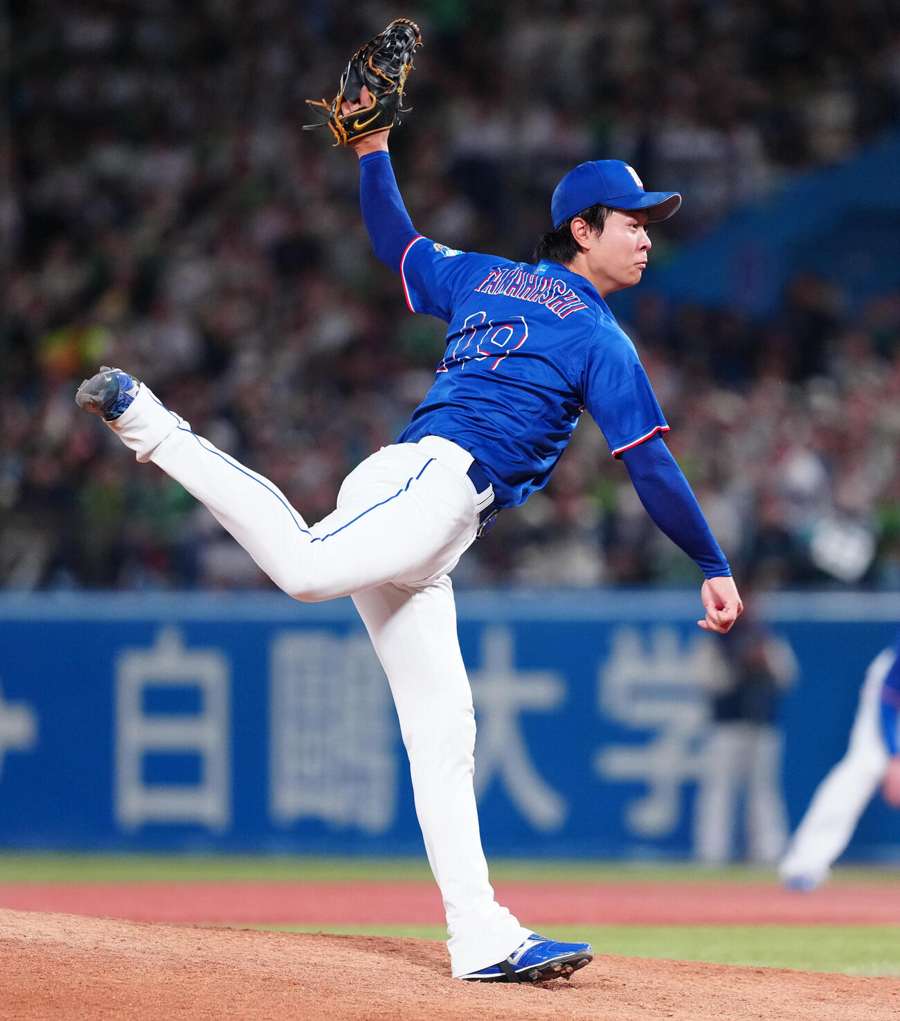 ヤクルト対中日　先発し力投する中日高橋宏斗（撮影・鈴木みどり）