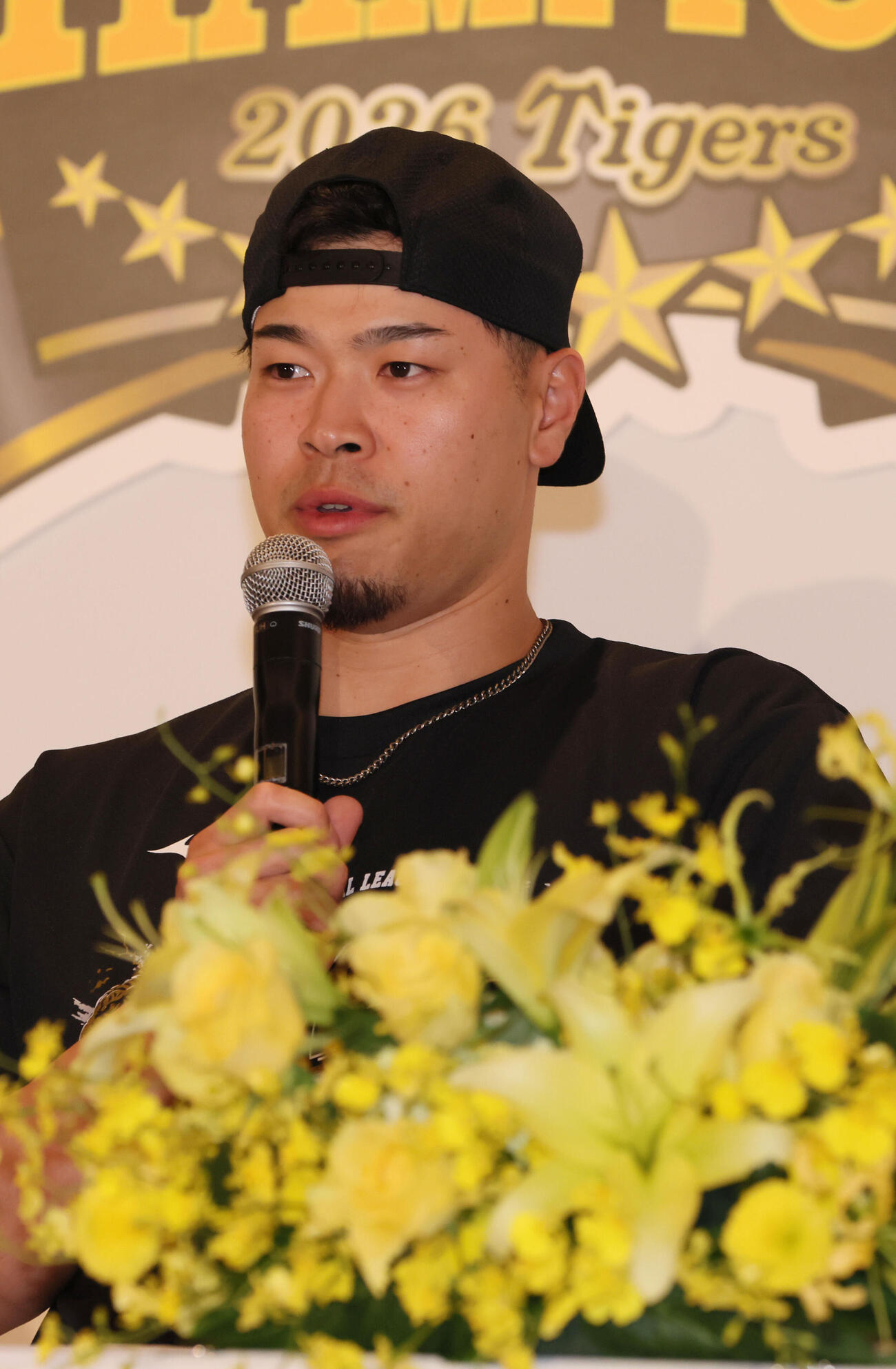 セリーグ優勝を決め会見する阪神佐藤輝明（撮影・加藤孝規）