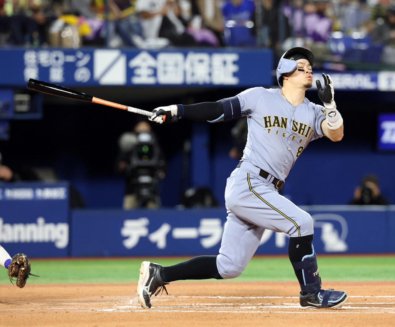 DeNA対阪神　6回表阪神2死、佐藤輝明は空振り三振に倒れる（撮影・浅見桂子）