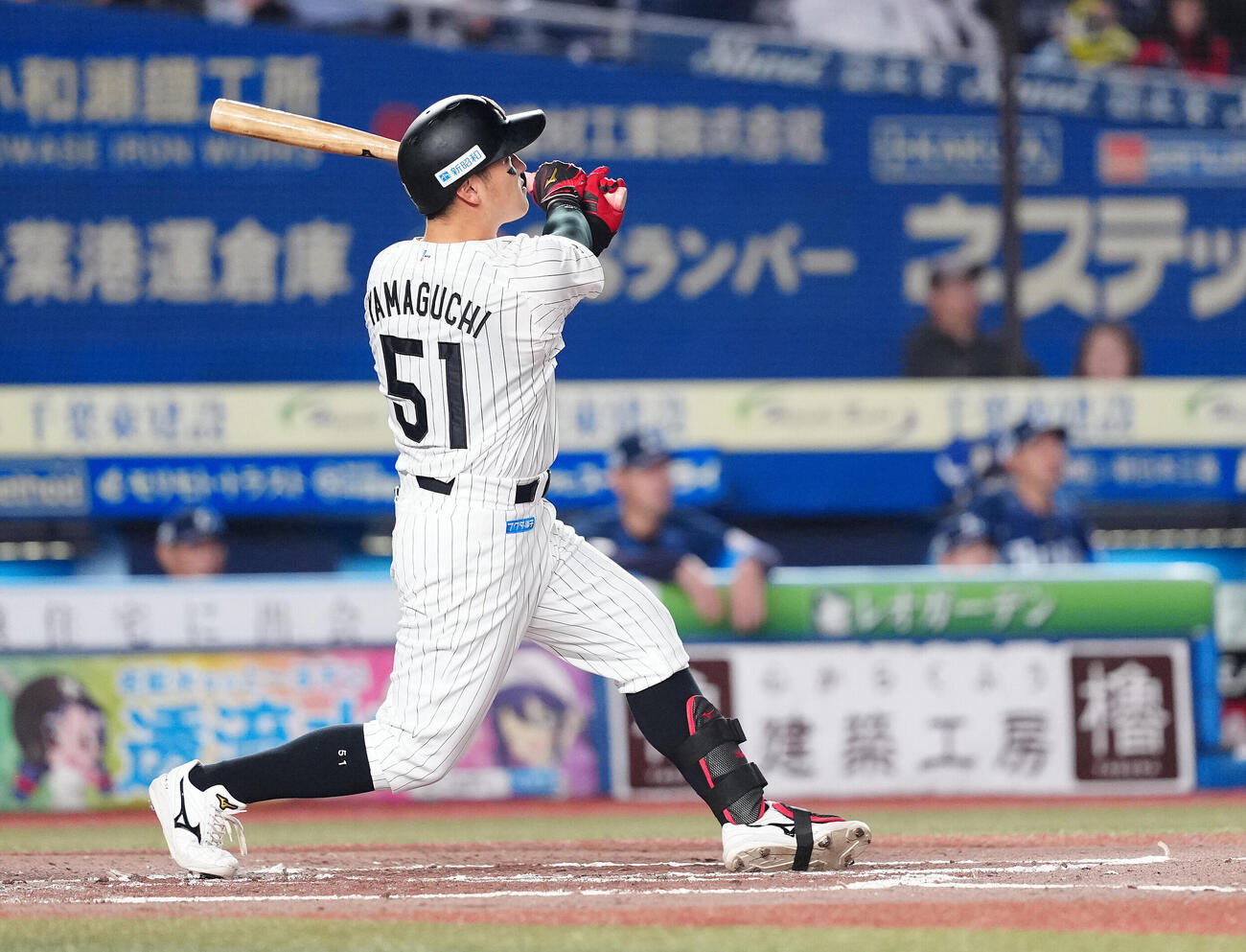 ロッテ対西武　3回裏ロッテ無死、ソロ本塁打を放つ山口航輝（撮影・鈴木みどり）