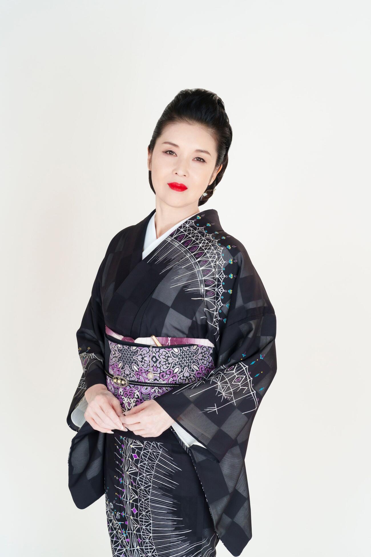 西武－日本ハムのCSファーストステージ初戦に演歌歌手の藤あや子が来場（写真は球団提供）