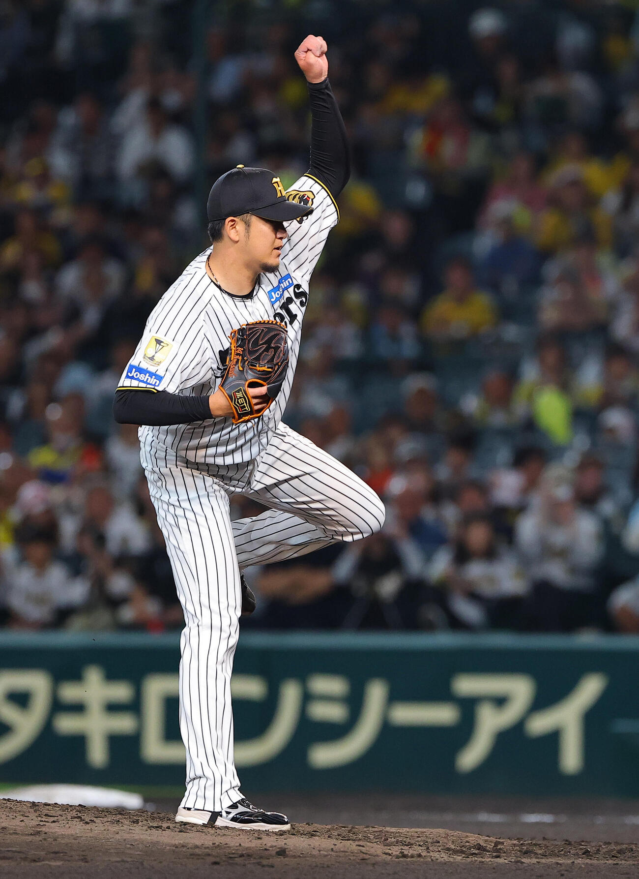阪神対広島　2番手で登板する岩貞祐太（撮影・上田博志）
