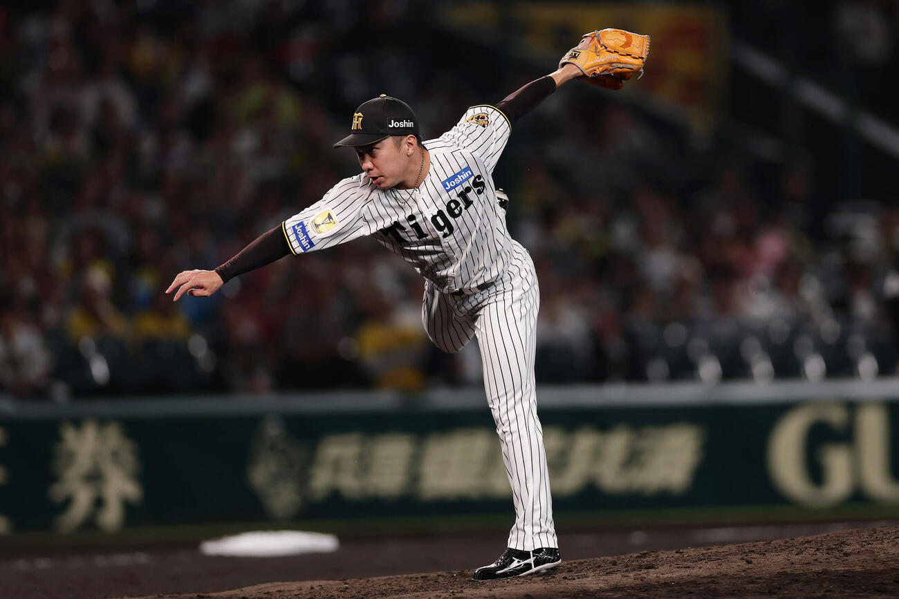 阪神対広島　阪神4番手の石井大智（撮影・前田充）