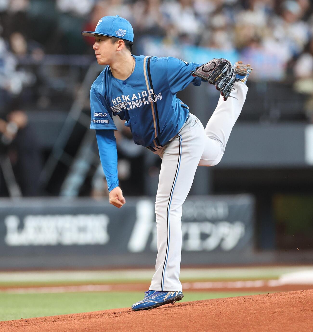 日本ハム紅白戦　紅組先発の北山亘基（撮影・黒川智章）