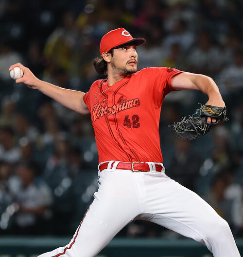 【広島】今季最終戦は延長11回サヨナラ負け、ターノックは先頭ストレート四球から決勝点献上