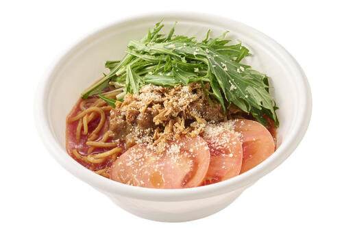 紅林選手の冷やしトマト仕立てのラーメン(1300円・なにわの麺処 まんまる・58通路前)