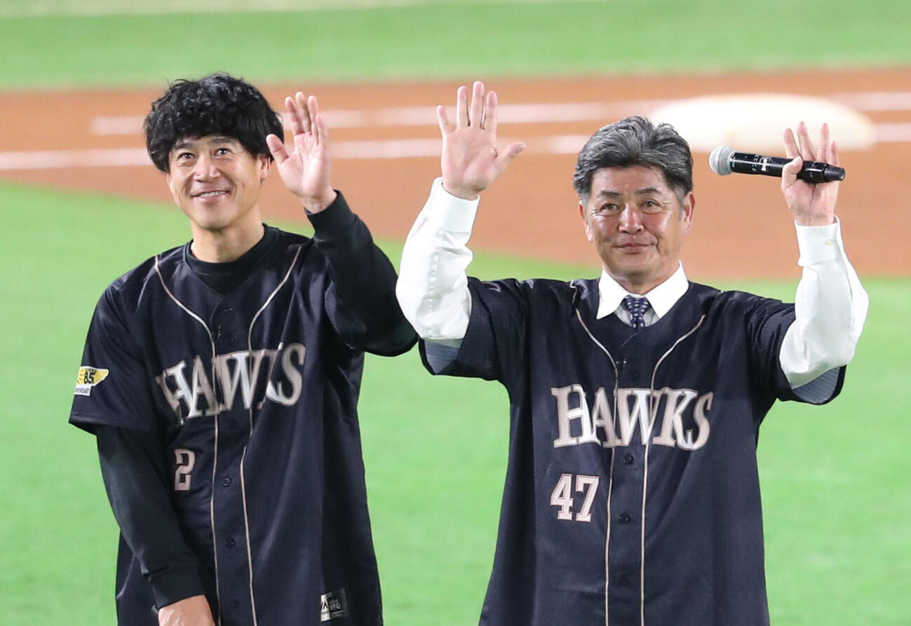 城島健司氏（左）と工藤公康氏（23年5月撮影）