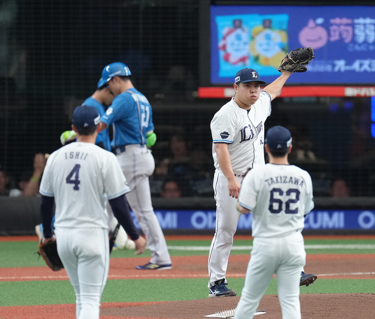 西武対日本ハム　2回表日本ハム1死三塁、清宮幸太郎を空振り三振に仕留めた平良海馬（撮影・足立雅史）