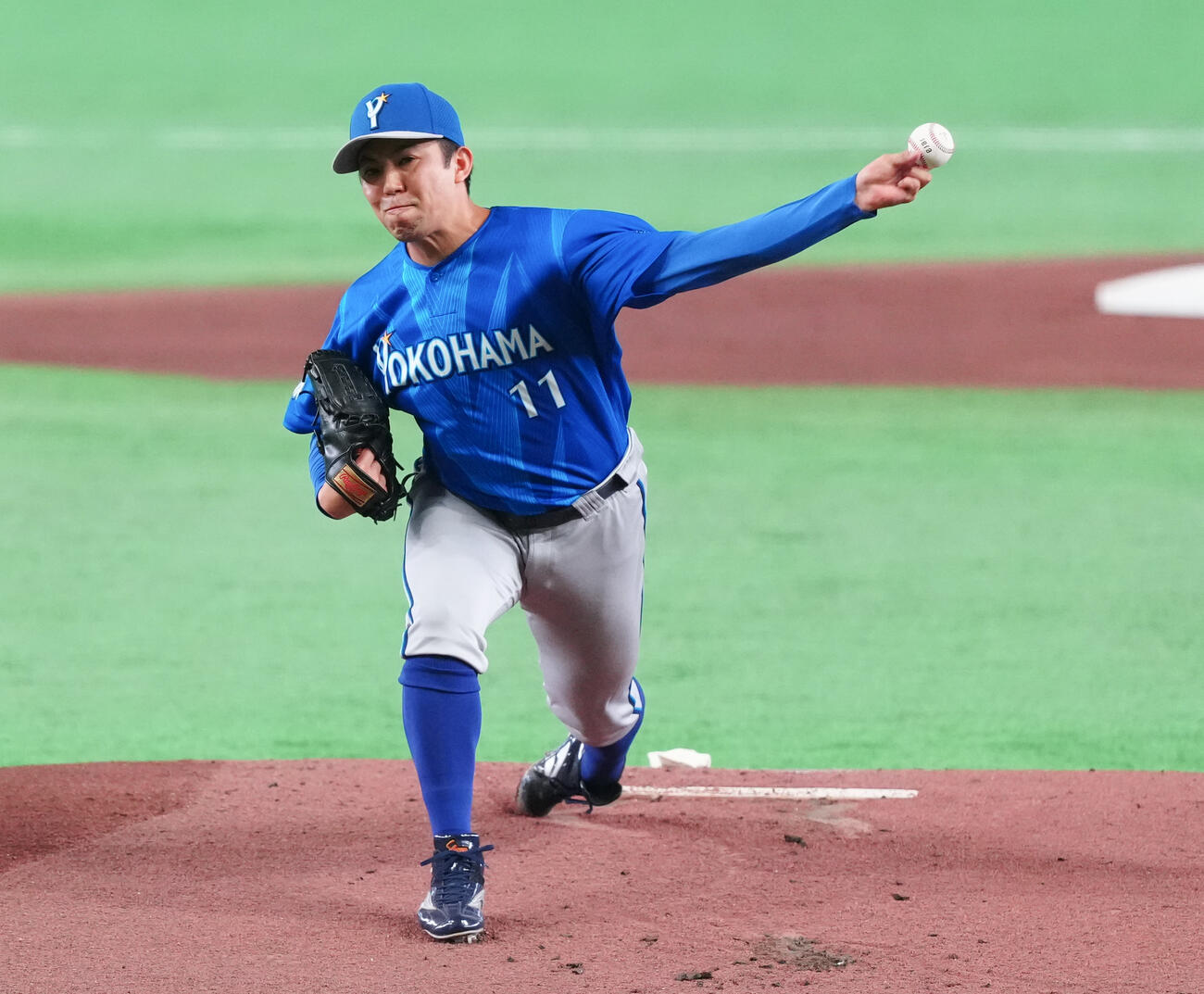 巨人対DeNA　先発し力投するDeNA東克樹（撮影・鈴木みどり）
