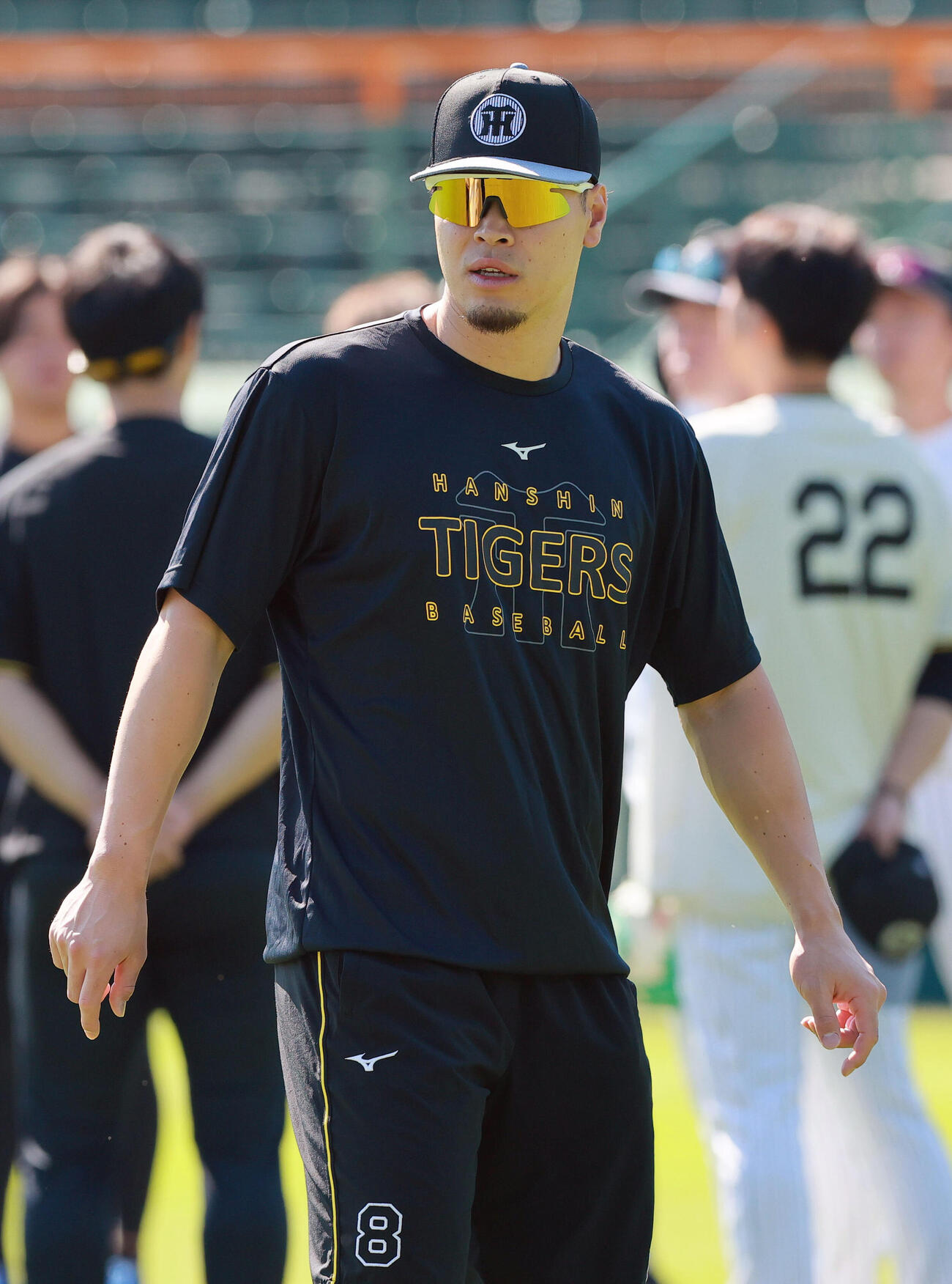 全体練習に臨む阪神佐藤輝明（撮影・上山淳一）