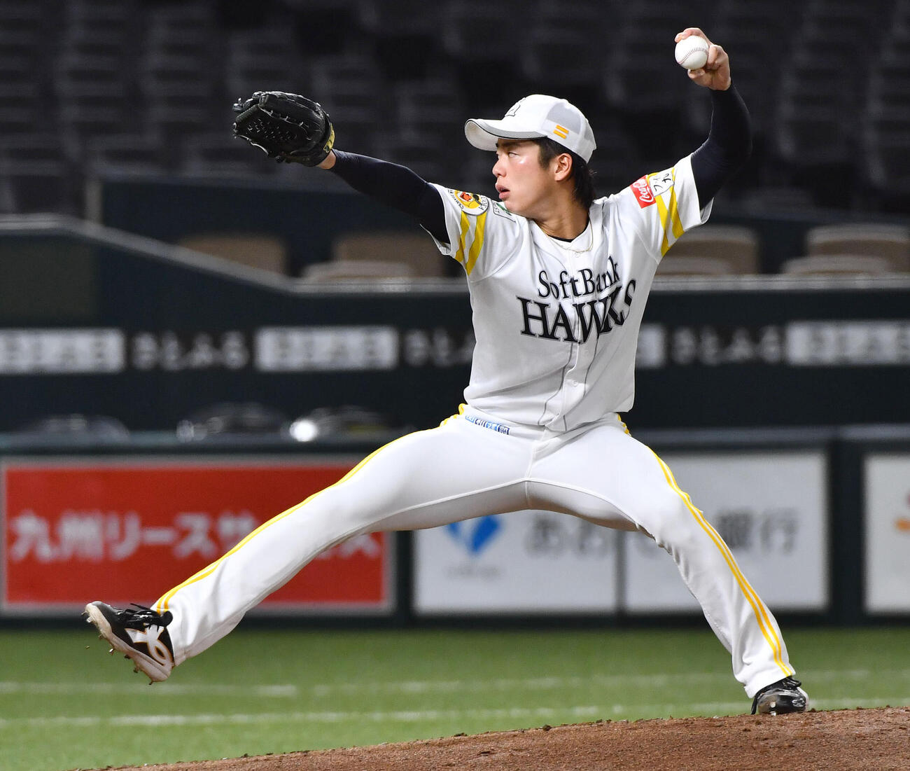 ライブBPに登板したソフトバンク長水啓真（撮影・岩下翔太）