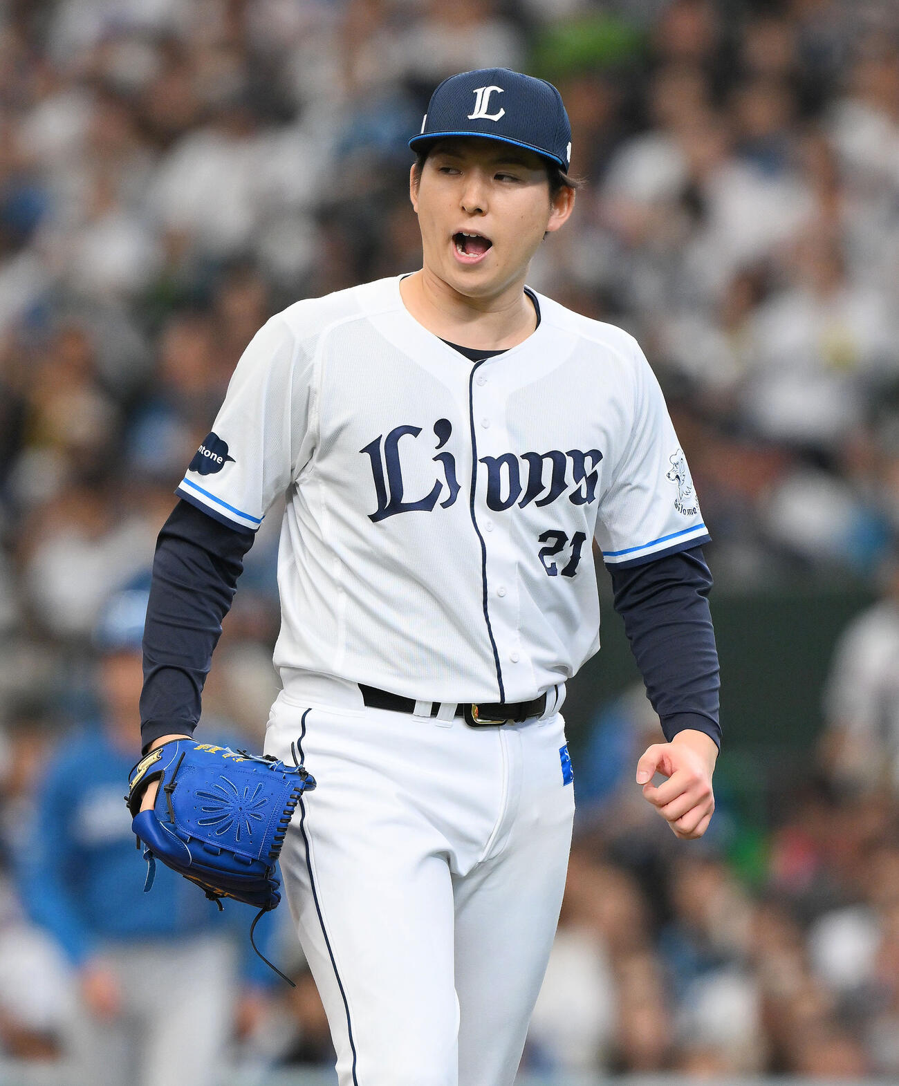 西武対日本ハム　1回表を投げ終え気合を入れる西武先発の武内夏暉（撮影・滝沢徹郎）