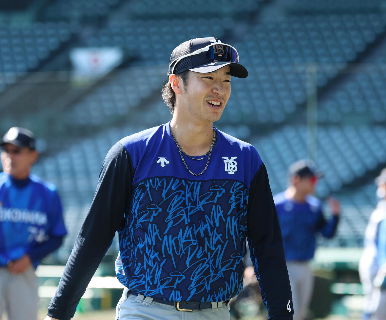CS前日練習で笑顔を見せるDeNA度会隆輝（撮影・増田悦実）