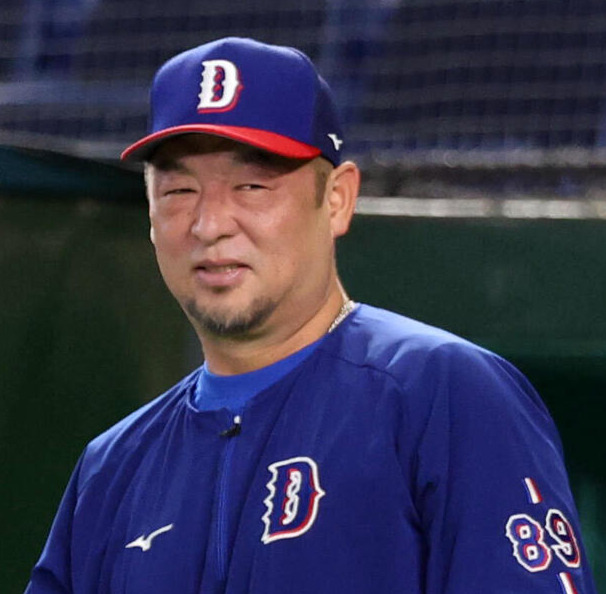 中日松中信彦コーチ（2026年9月19日撮影）