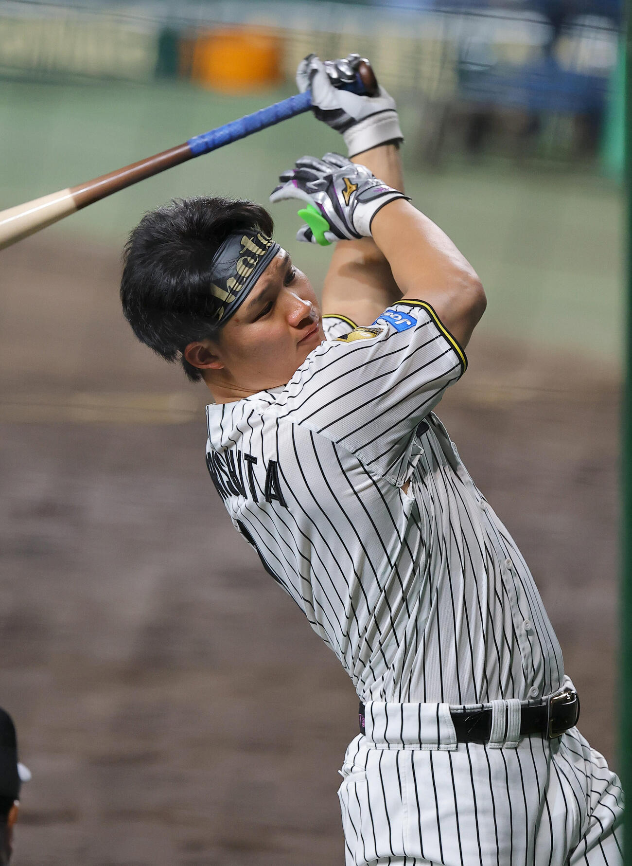 打撃練習をする森森下翔太（撮影・上田博志）