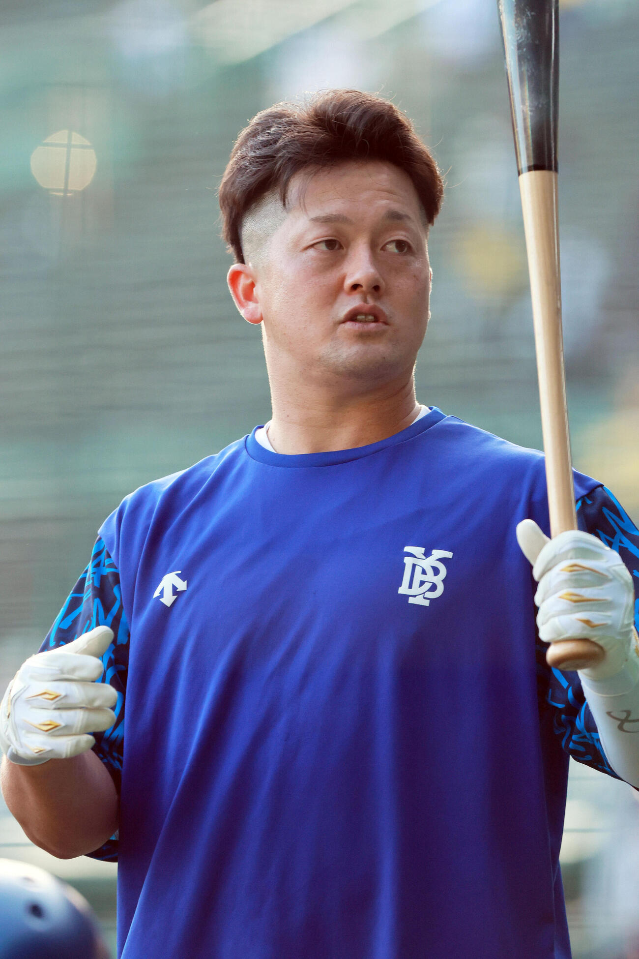 阪神対DeNA　試合前の練習に励むDeNA牧秀悟（撮影・上山淳一）