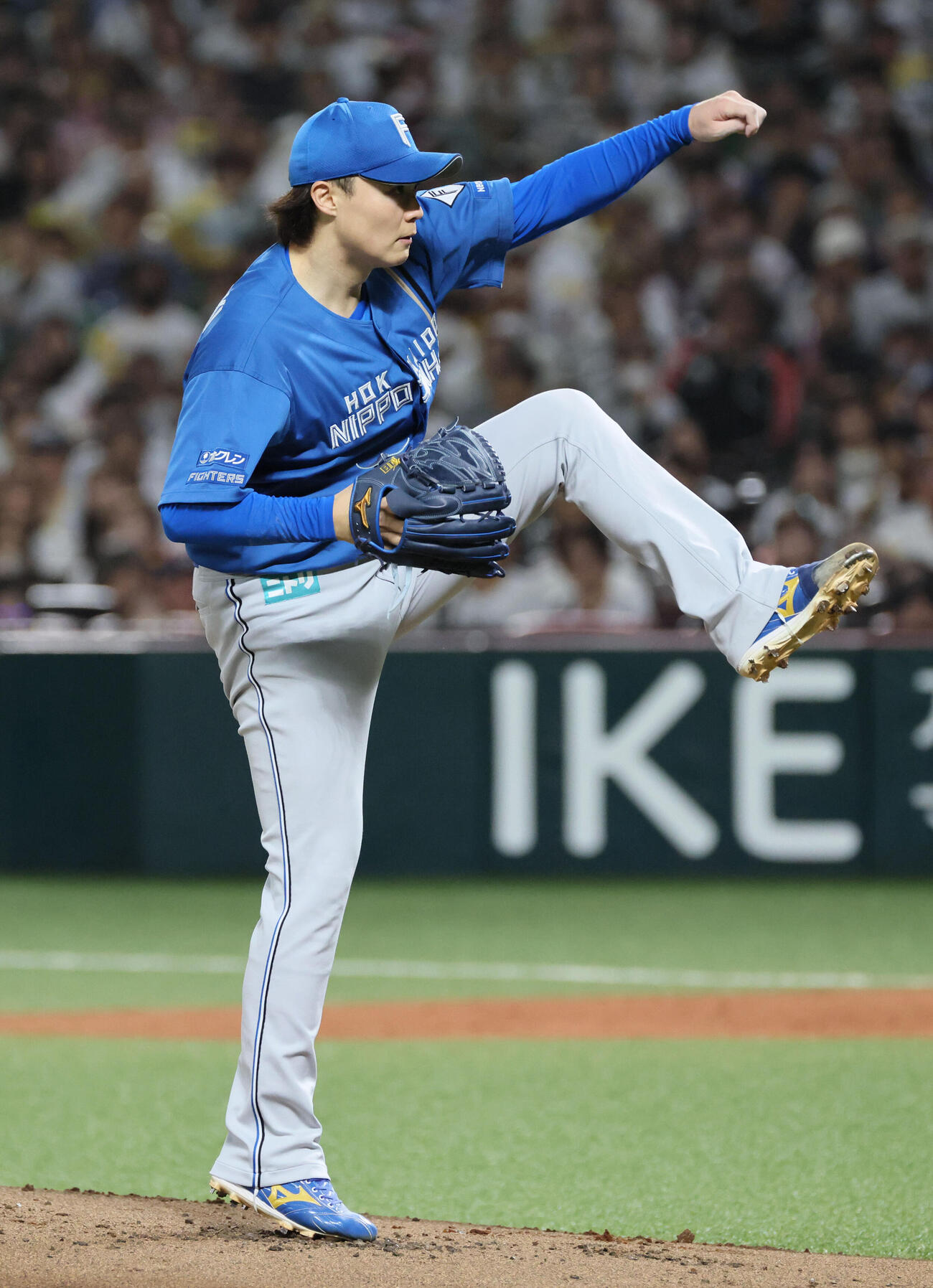 ソフトバンク対日本ハム　日本ハム先発の山崎福也（撮影・加藤孝規）