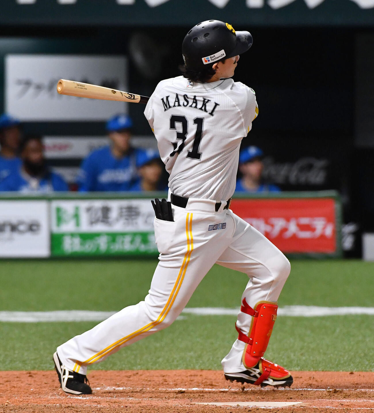 ソフトバンク対日本ハム　3回裏ソフトバンク無死三塁、正木智也は適時二塁打を放つ（撮影・岩下翔太）