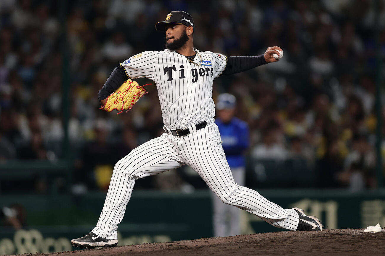 阪神対DeNA　阪神3番手のアンダーソン・セベリーノ（撮影・前田充）
